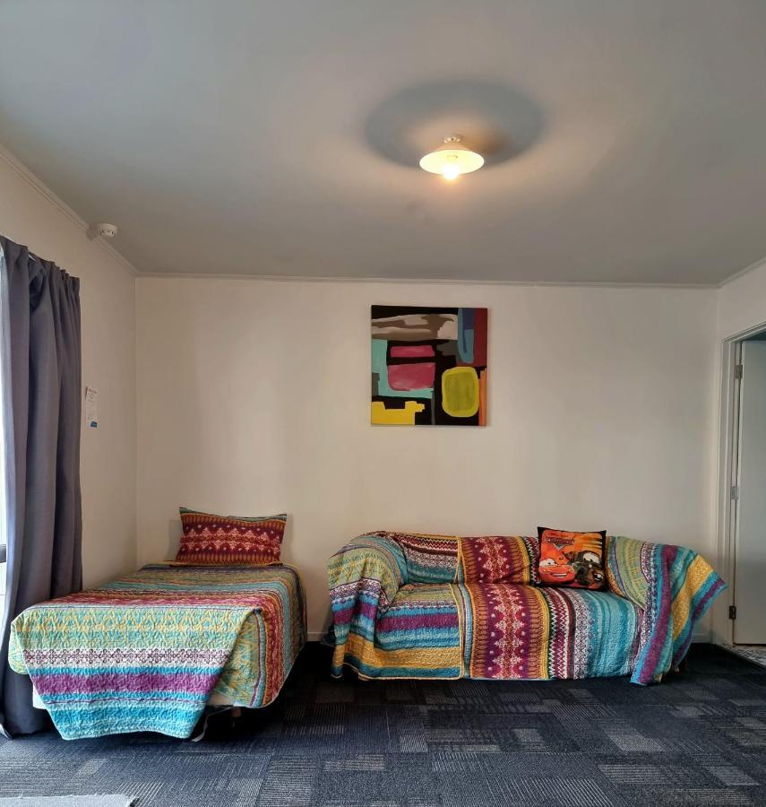 Lottin Point Motel Cape Runaway 外观 照片