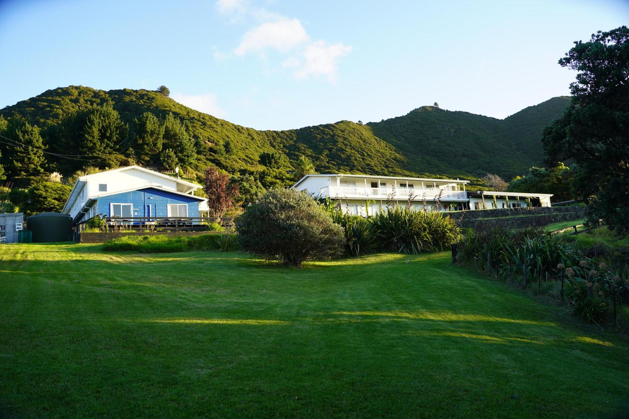 Lottin Point Motel Cape Runaway 外观 照片